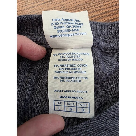 Take‎ No Womens Tshirt Size L Blue Graphic Print Bull Delta Pro Weight Farm EUC - Picture 7 of 7